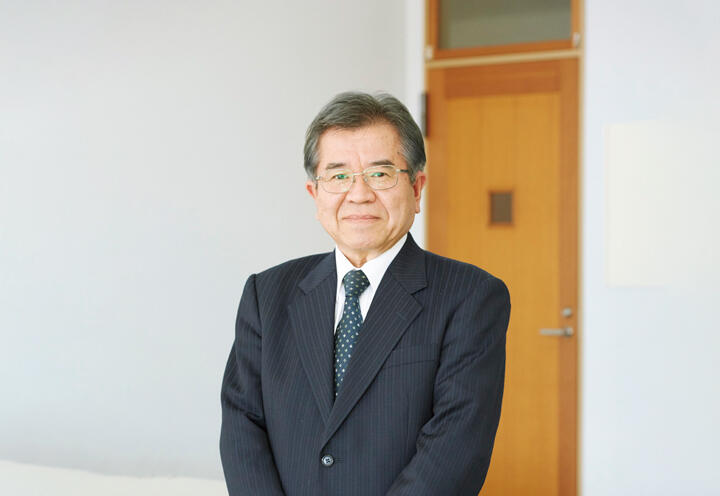 渕上勇次郎  前学長